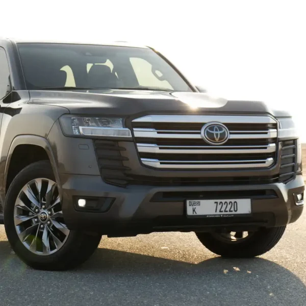 a picture of TOYOTA LAND CRUISER available for rental in dubai with frontview