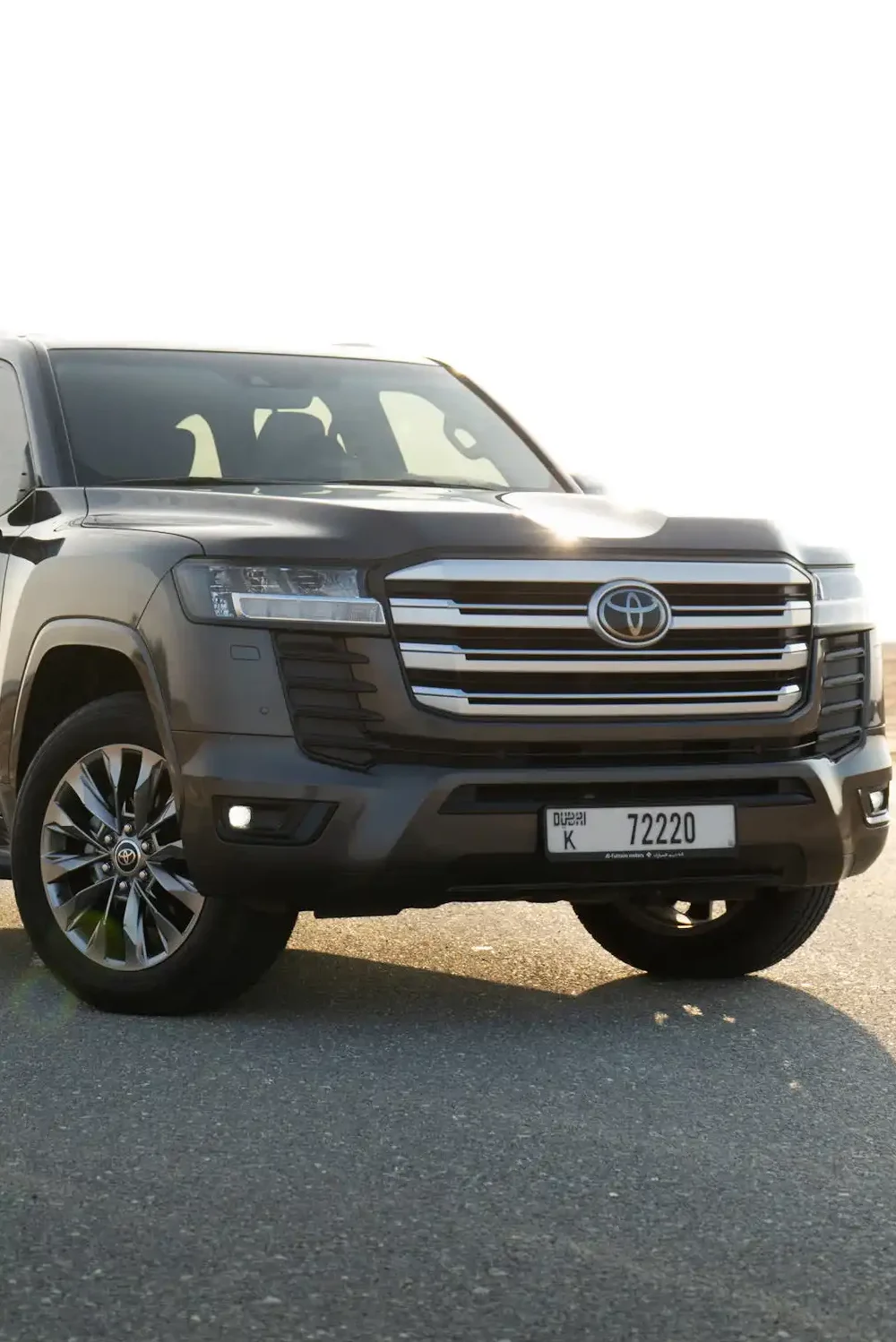 a picture of TOYOTA LAND CRUISER available for rental in dubai with frontview