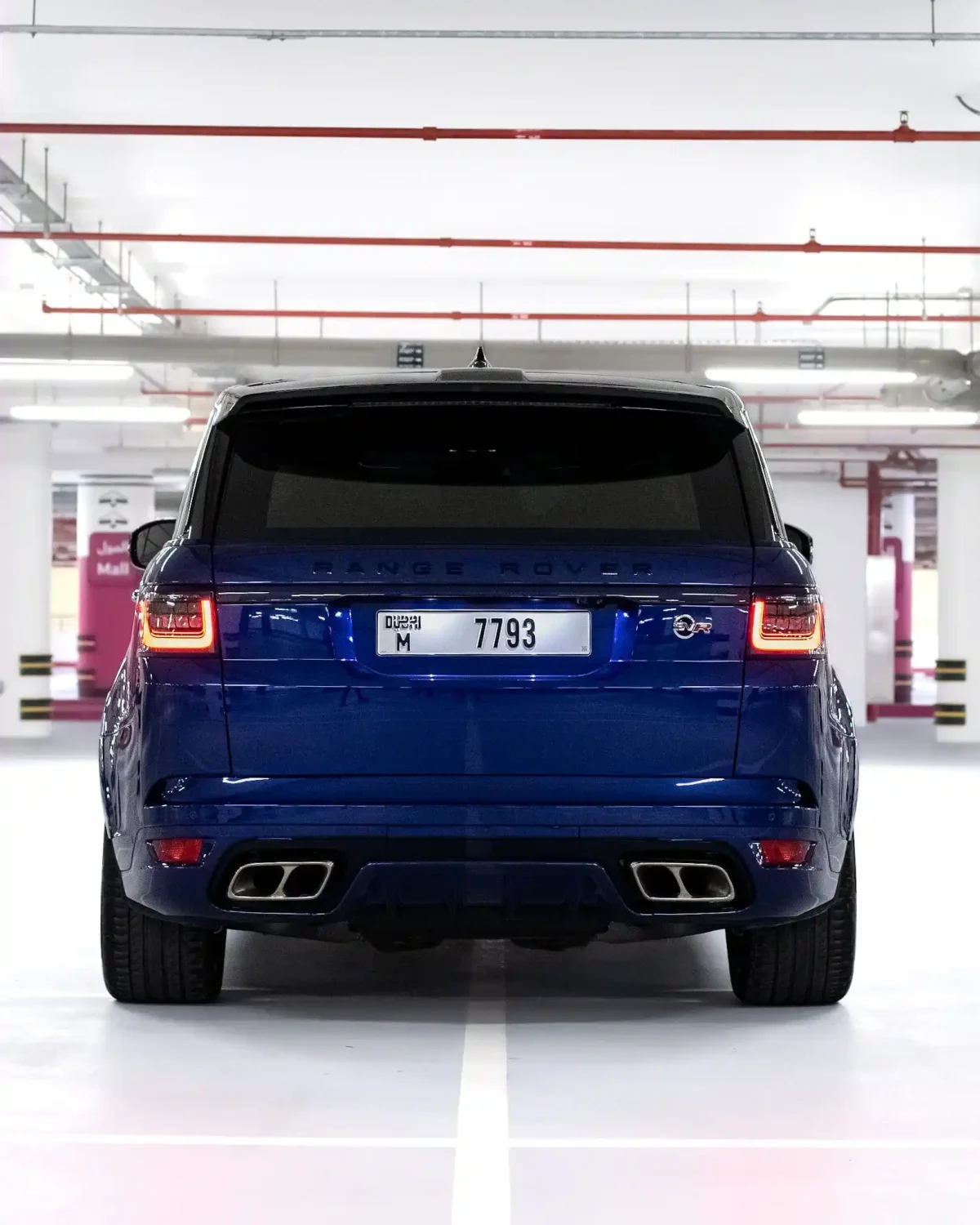 a picture of range rover sport svr with tailgate view