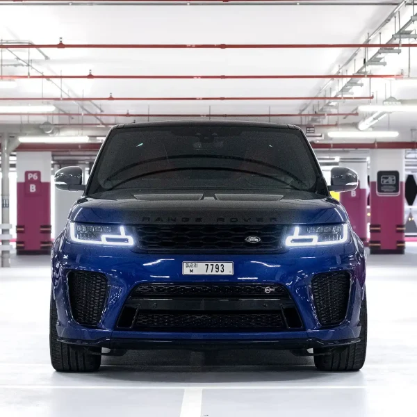 a picture of range rover sport svr with headlight and drl