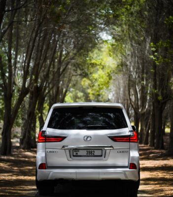 a picture of Lexus LX570 with backside view