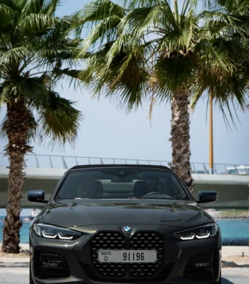 a photo of BMW 4 Series with front bonnet view