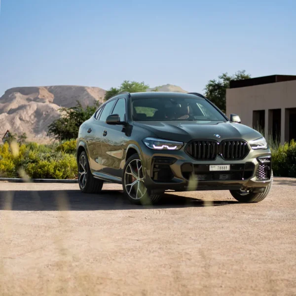 a photo of BMW X6 with front view