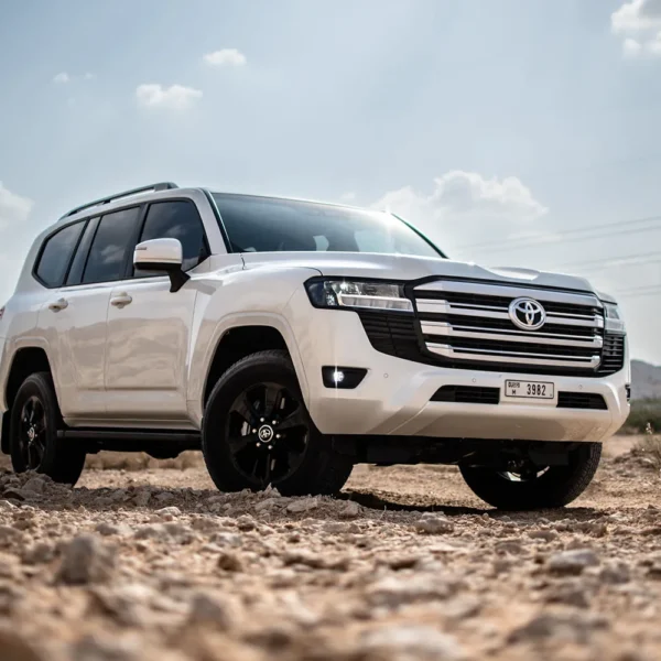 a photo of Toyota Land Cruiser Twin Turbo with front view