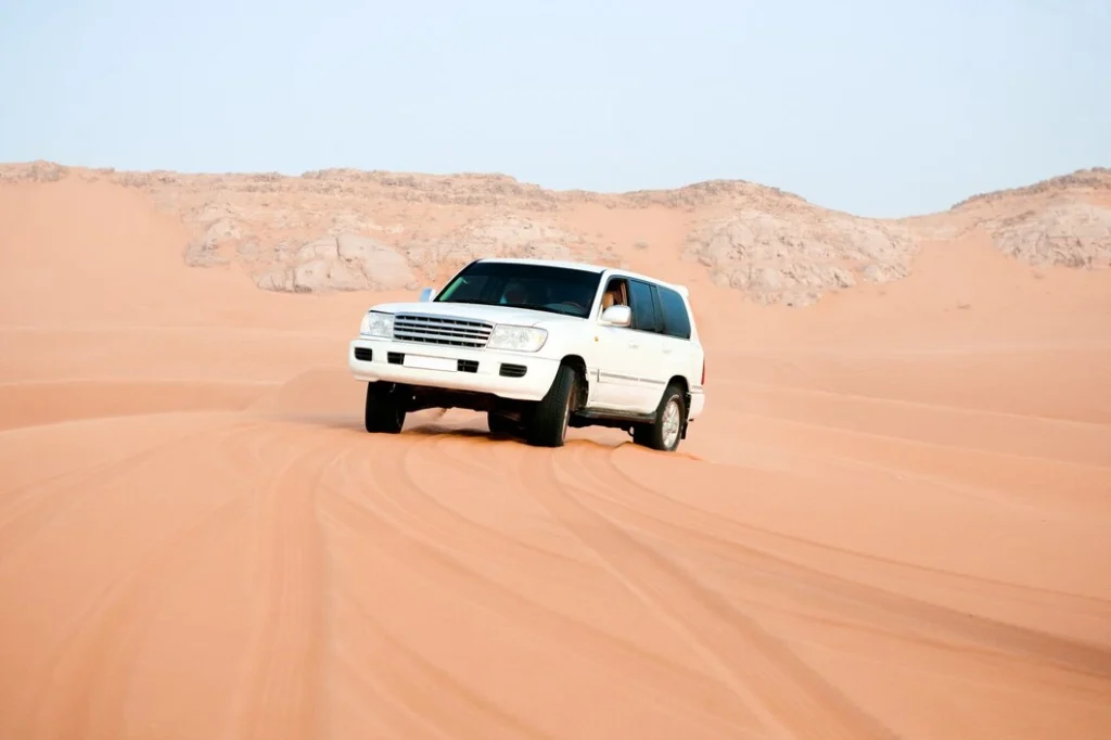 Exploring Dubai’s Hidden Gems Best Rental Cars for Adventurers