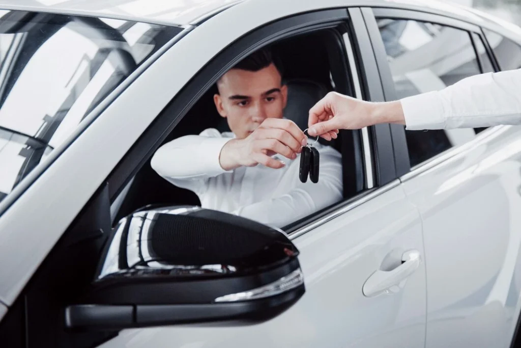 How to Avoid Common Mistakes When Renting a Car in Dubai